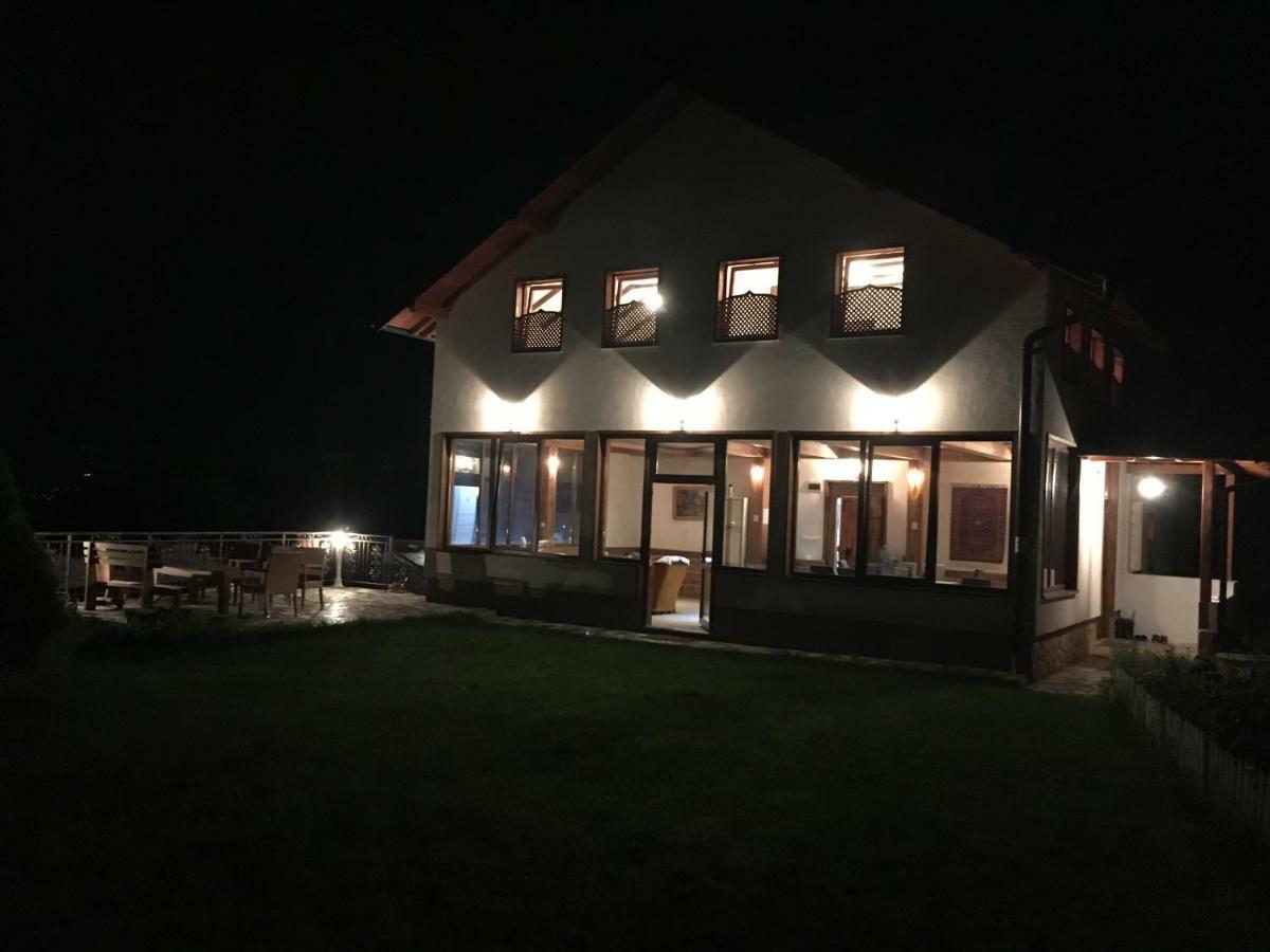 Villa White Dove